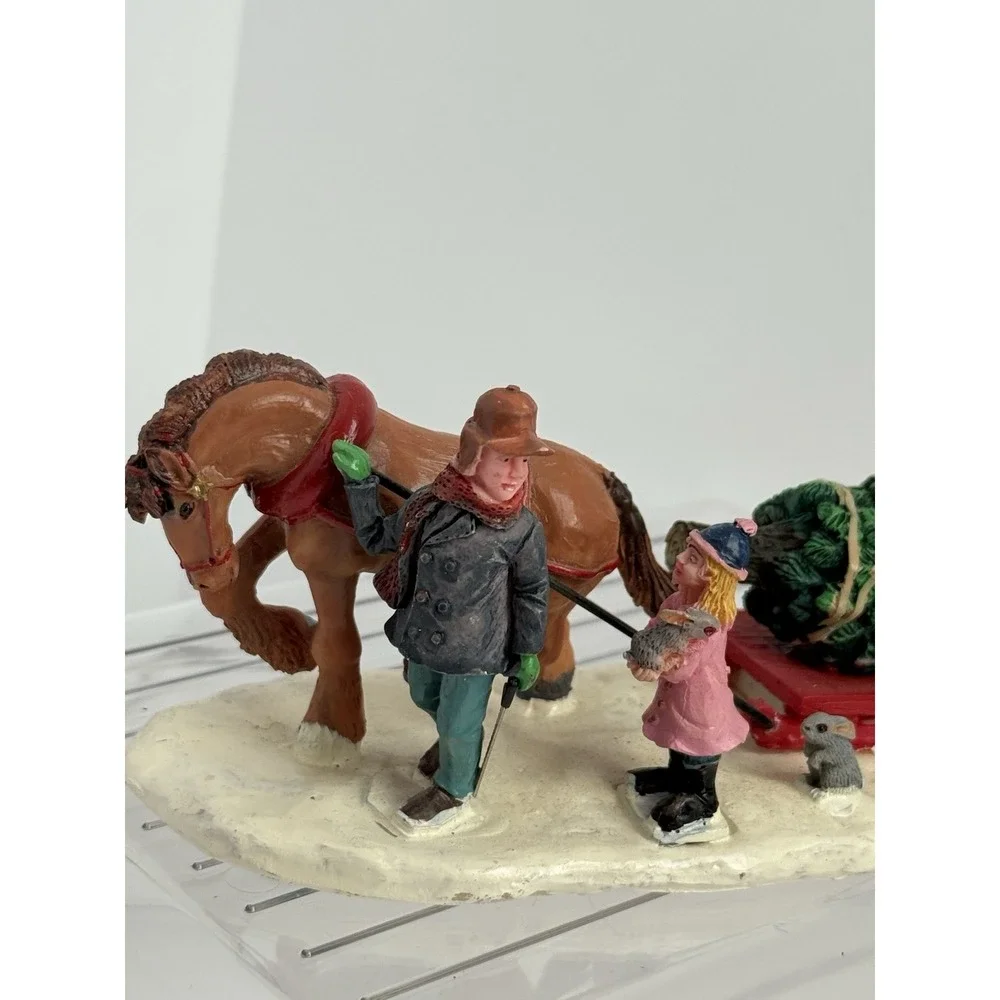 Lemax‎ Village Collection 
